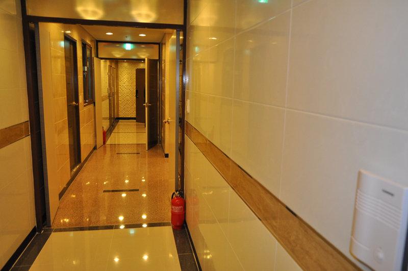 Hotel Cloud 9 Seoul
